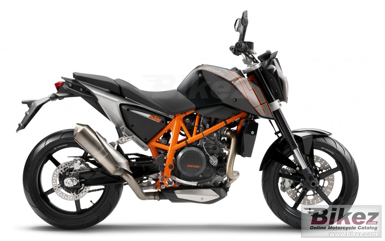 Big KTM 690 duke picture and wallpaper from Bikez.com